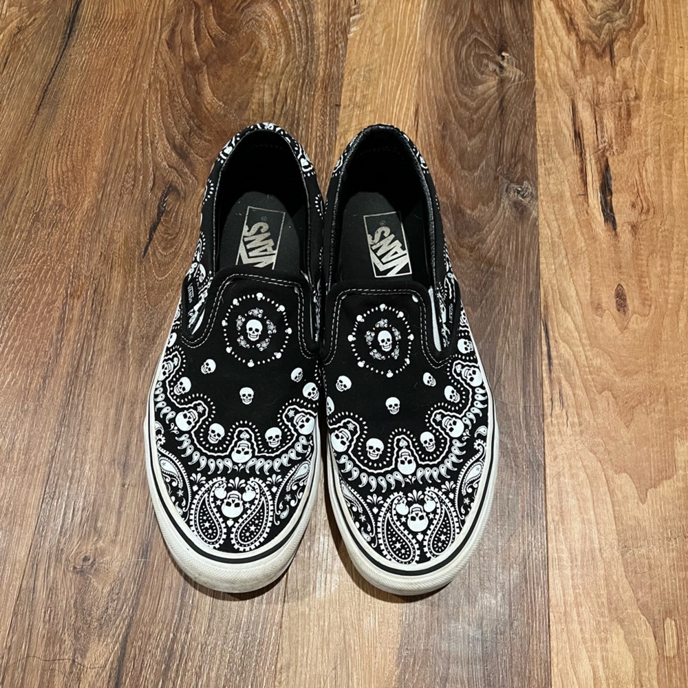 Skull Bandana Print Slip On Vans